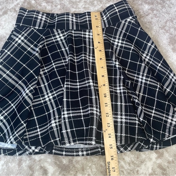 💋Bundle 4 items for $20. Add items💋 to a bundle - Picture 9 of 11